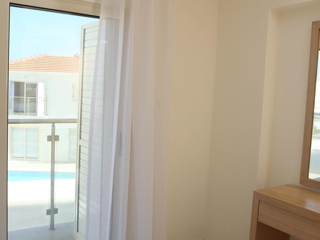 Athena Beach Villas 普罗塔拉斯 外观 照片