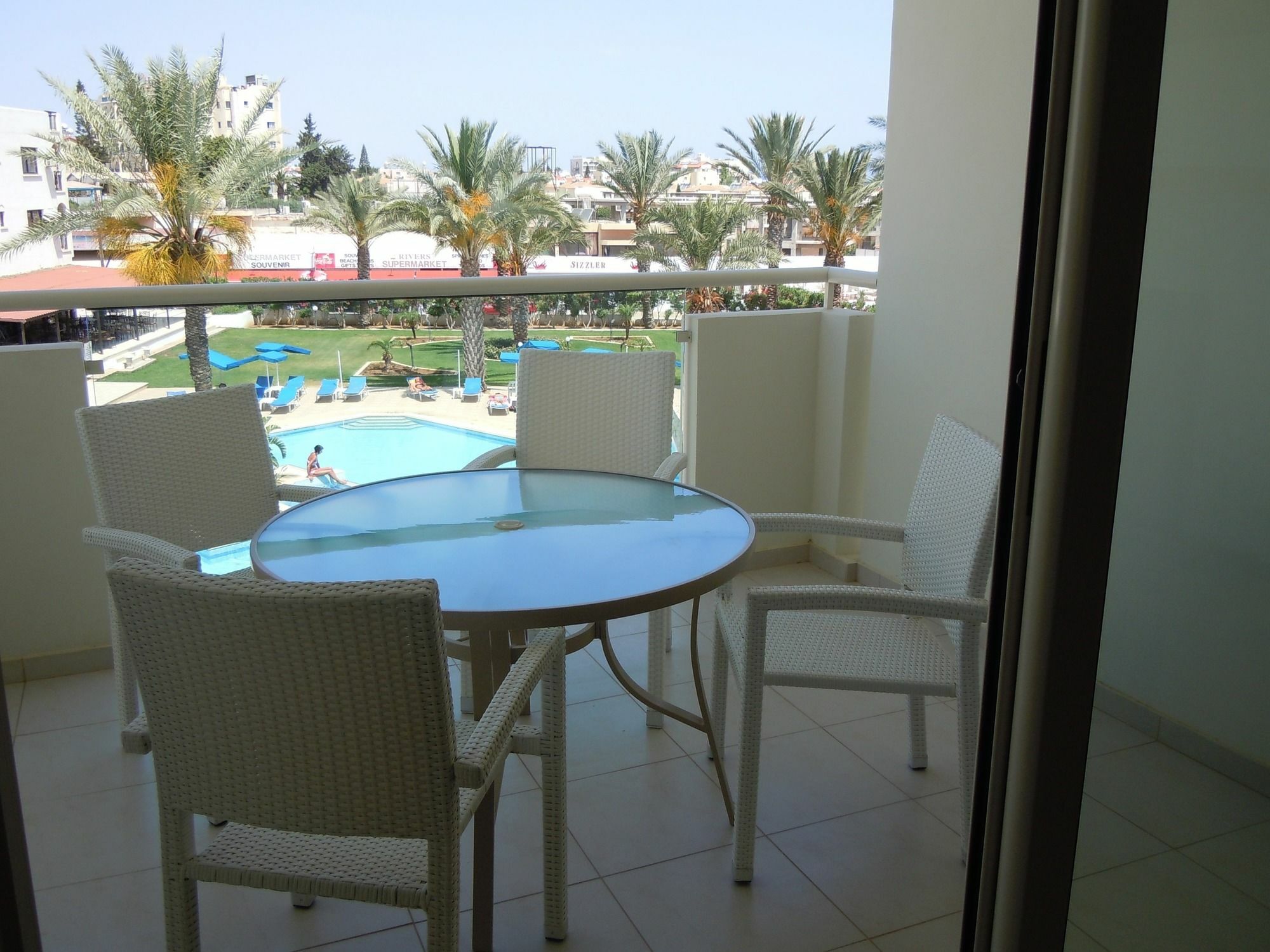 Athena Beach Villas 普罗塔拉斯 外观 照片