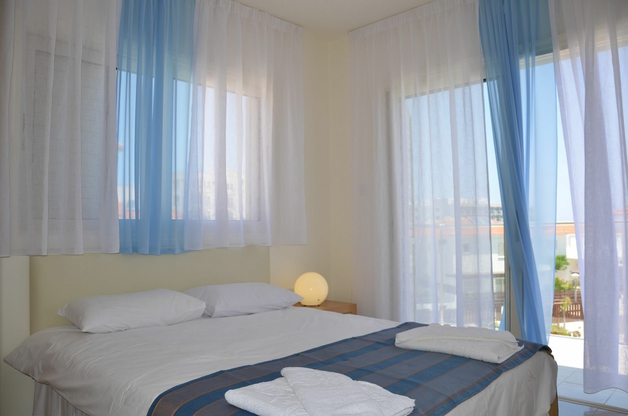 Athena Beach Villas 普罗塔拉斯 外观 照片