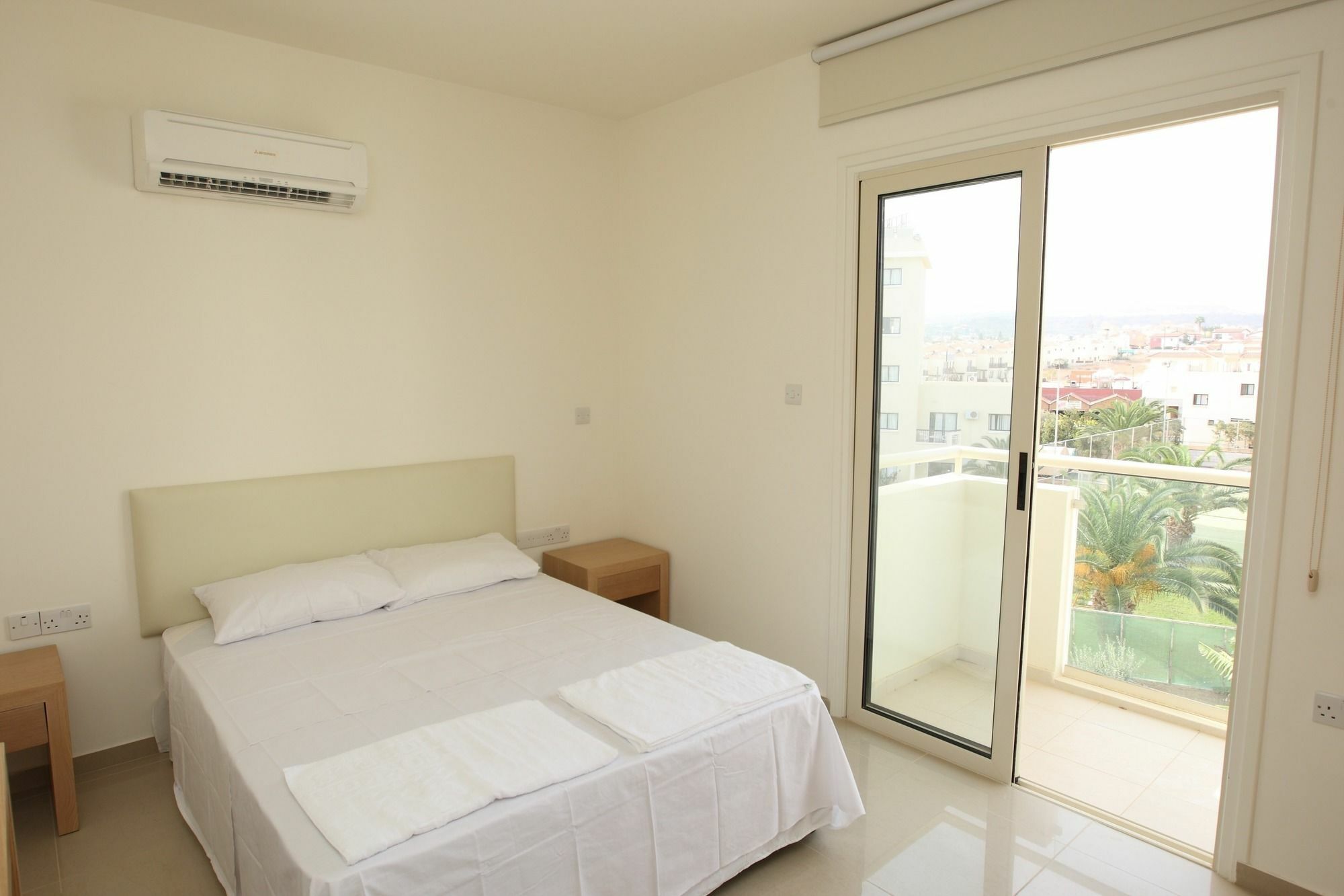 Athena Beach Villas 普罗塔拉斯 外观 照片