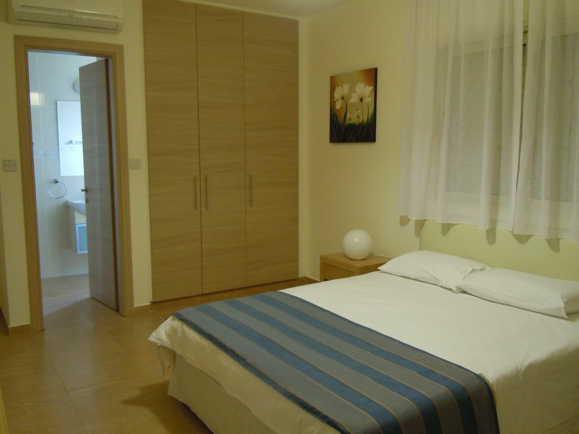 Athena Beach Villas 普罗塔拉斯 外观 照片